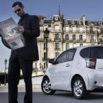 Toyota iQ 2008 года